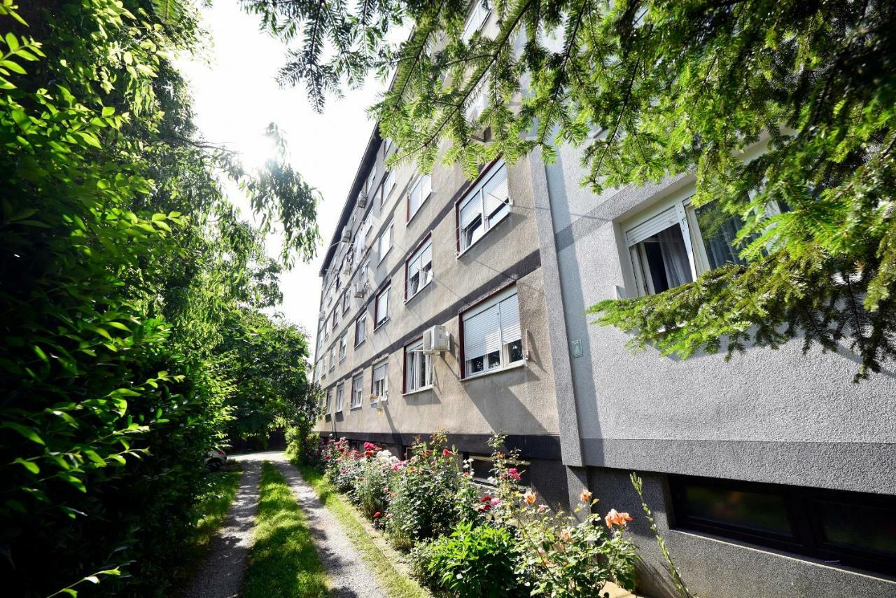 Hella 2 Apartment Zagreb Luaran gambar